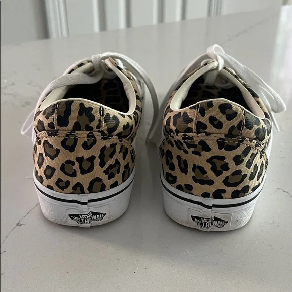 Vans Only Worn Once - Picture 6 of 7